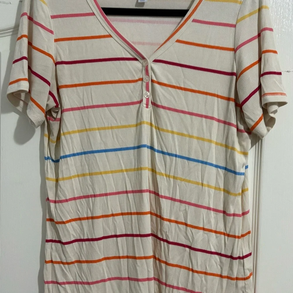 Lularoe Rayon/Spandex Striped V-Neck Tee - Picture 1 of 3